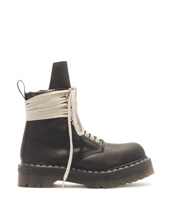 100 - Rick Owens 将 Dr. Martens 推向更黑暗的境地